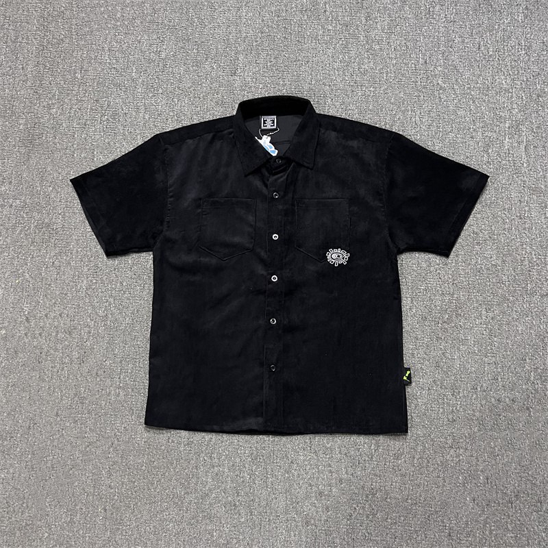 Camisa negra