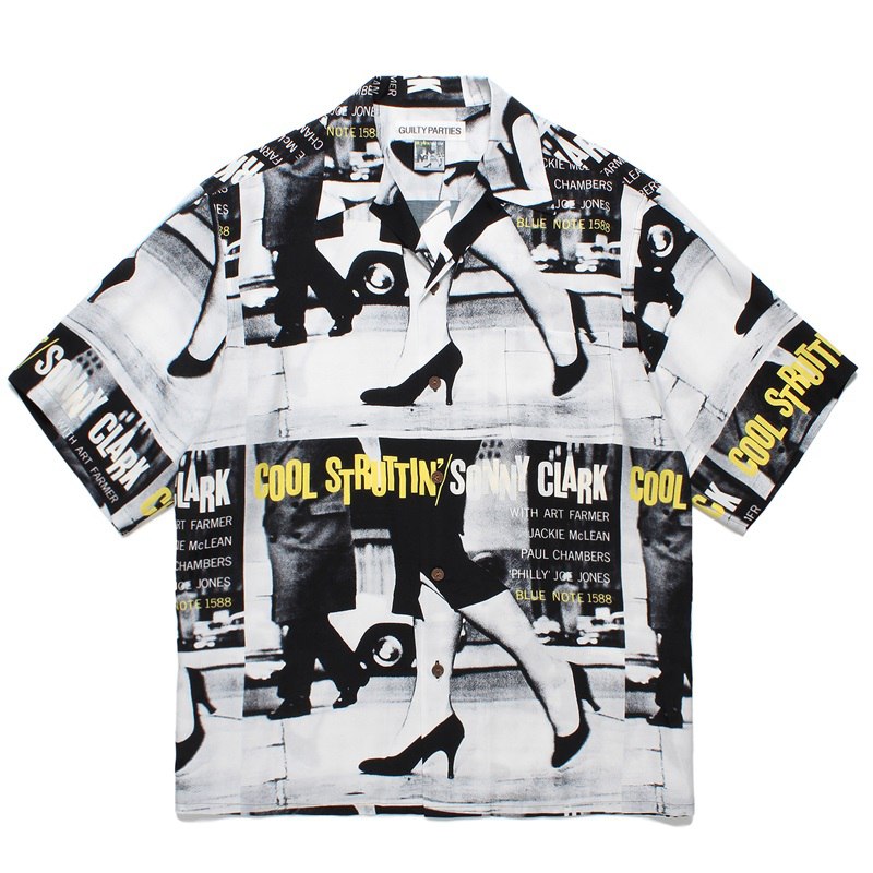 Camisa con estampado retro.
